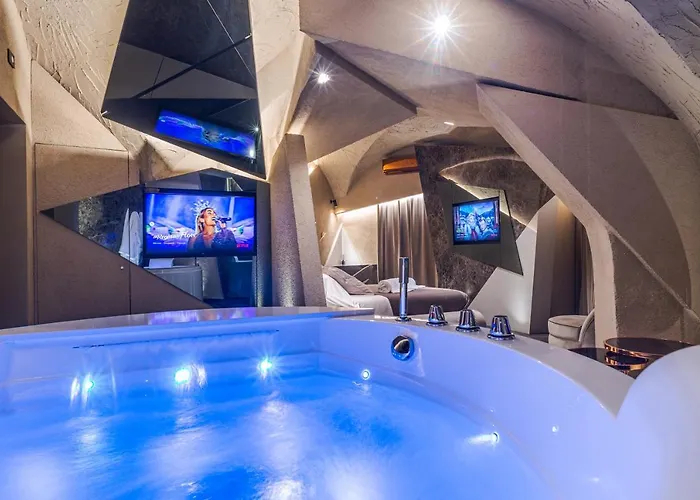 Konukevi Le Del Duomo Luxury Katanya