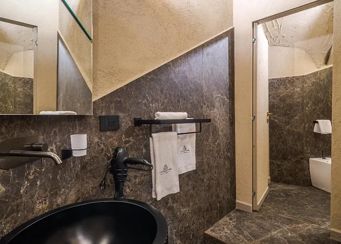 Konukevi Le Del Duomo Luxury Katanya