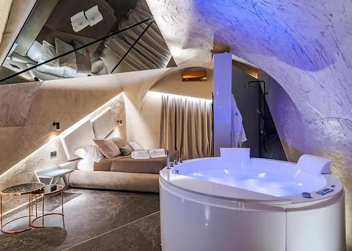 Konukevi Le Del Duomo Luxury 4*